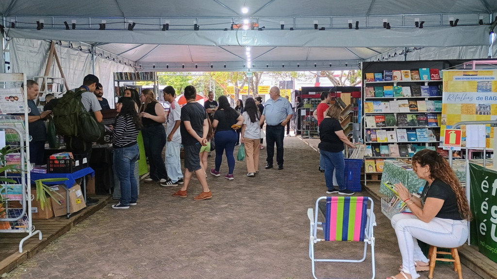 Programação destaca lançamentos de autores locais